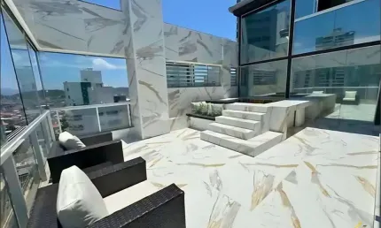 Casa de Condomínio para venda em Centro de 370.00m² com 4 Quartos, 4 Suites e 4 Garagens
