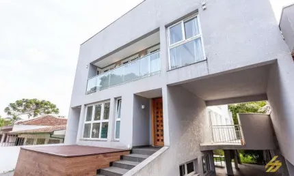 Sobrado para alugar em Alto Da Rua Xv de 390.00m² com 3 Quartos, 3 Suites e 8 Garagens