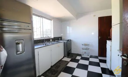 Sobrado para venda em Lindóia de 112.00m² com 3 Quartos e 4 Garagens