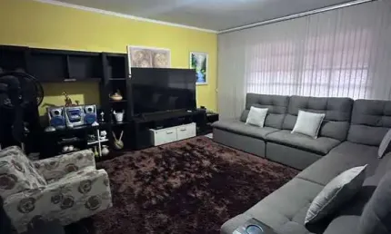 Sobrado para venda em Parque Oratório de 267.00m² com 4 Quartos, 1 Suite e 4 Garagens