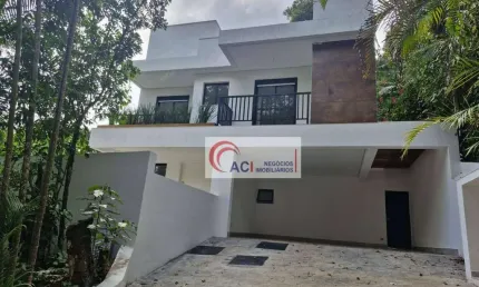 Casa de Condomínio para venda em Vila Verde de 200.00m² com 3 Quartos, 3 Suites e 4 Garagens