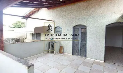 Casa para alugar em Vila Ipiranga de 60.00m² com 2 Quartos e 1 Garagem