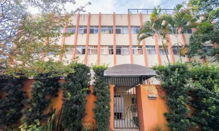 Apartamento para venda em Ahú de 58.00m² com 2 Quartos e 1 Garagem