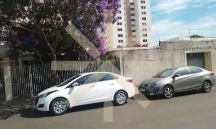 Casa para venda em Parque Santa Mônica de 600.00m² com 2 Quartos, 1 Suite e 3 Garagens