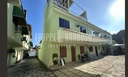 Casa para venda em Irajá de 68.00m² com 2 Quartos, 1 Suite e 3 Garagens