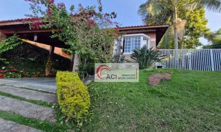 Casa de Condomínio para venda em Vila Verde de 223.00m² com 3 Quartos, 3 Suites e 4 Garagens