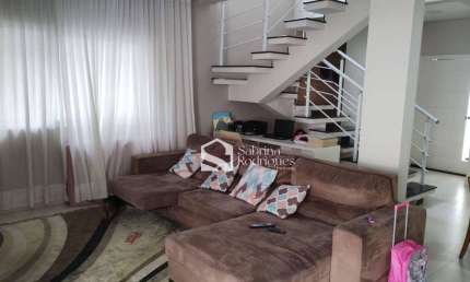 Sobrado para venda em Chácara Belvedere de 272.00m² com 4 Quartos, 4 Suites e 6 Garagens