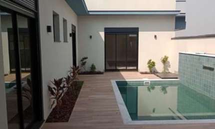 Casa para venda em Jardim Piemonte de 302.00m² com 3 Quartos e 3 Suites