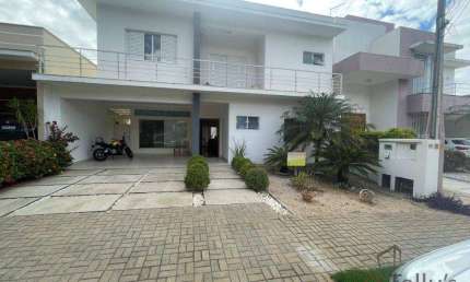 Casa de Condomínio para venda em Jardim Golden Park Residencial de 276.00m² com 3 Quartos, 3 Suites e 4 Garagens