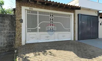 Casa para venda em Parque Ribeirão Preto de 136.25m² com 3 Quartos, 3 Suites e 2 Garagens