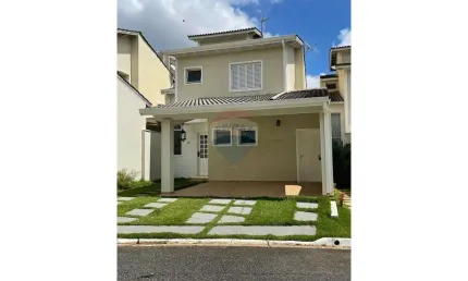 Casa de Condomínio para alugar em Parque Campolim de 153.00m² com 3 Quartos, 3 Suites e 2 Garagens