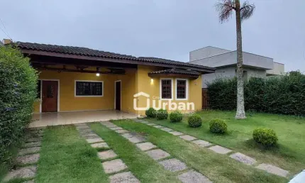 Casa de Condomínio para alugar em Jatobá de 260.00m² com 3 Quartos, 1 Suite e 4 Garagens