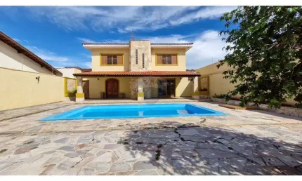 Casa para venda em Parque Residencial Lagoinha de 300.00m² com 5 Quartos, 4 Suites e 4 Garagens