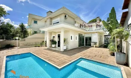 Casa de Condomínio para venda e aluguel em Fazendinha de 358.00m² com 4 Quartos, 2 Suites e 3 Garagens