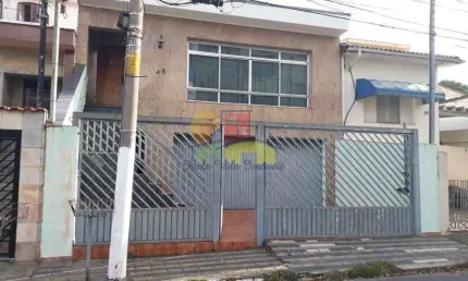 Sobrado para venda em Rudge Ramos de 256.00m² com 3 Quartos, 1 Suite e 6 Garagens