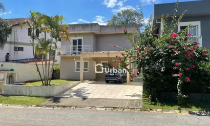 Casa de Condomínio para venda e aluguel em Transurb de 218.00m² com 3 Quartos, 3 Suites e 4 Garagens