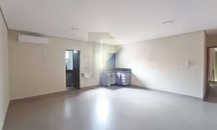 Sala Comercial para alugar em Iguatemi de 42.00m² com 1 Quarto e 1 Suite