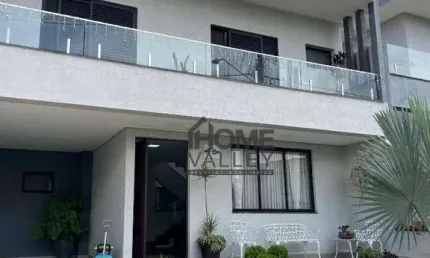 Casa de Condomínio para venda em Residencial Villa Do Sol de 286.00m² com 4 Quartos, 2 Suites e 4 Garagens