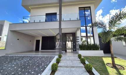 Casa de Condomínio para venda em Condomínio Portal Do Jequitibá de 275.00m² com 3 Quartos, 3 Suites e 4 Garagens
