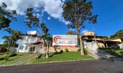 Casa de Condomínio para venda em Vila Verde de 180.00m² com 3 Quartos, 1 Suite e 2 Garagens