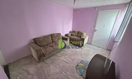 Apartamento para venda em Parque Floresta de 47.00m² com 2 Quartos e 1 Garagem