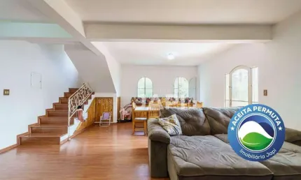 Chácara para venda em Pomar São Jorge de 202.00m² com 3 Quartos e 1 Suite