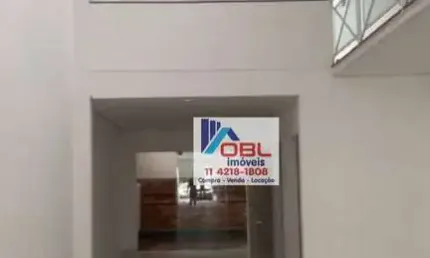 Sala Comercial para alugar em Cambuci de 350.00m² com 4 Garagens