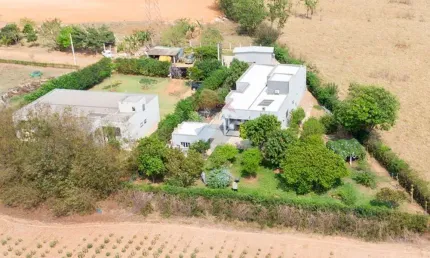 Chácara para venda em Recanto Da Fazenda de 300.00m² com 3 Quartos, 1 Suite e 4 Garagens