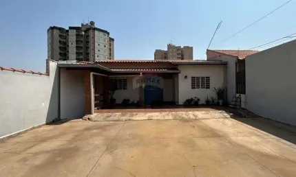 Casa para venda em Jardim Santa Rosa de 200.00m² com 2 Quartos e 5 Garagens