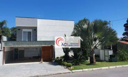 Casa de Condomínio para venda em Vila Verde de 550.00m² com 3 Quartos, 3 Suites e 4 Garagens