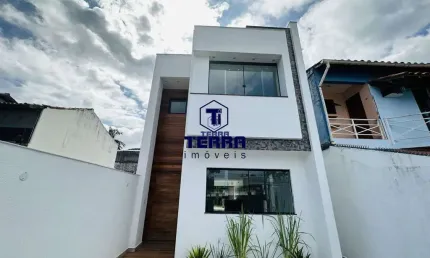 Casa para venda em Piratininga de 140.00m² com 4 Quartos, 3 Suites e 2 Garagens