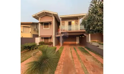 Sobrado para venda em Parque Terras De Santa Olívia de 261.21m² com 4 Quartos, 1 Suite e 2 Garagens