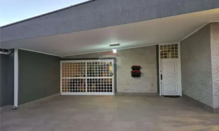 Casa para alugar em Jardim Sumaré de 131.00m² com 3 Quartos e 5 Garagens