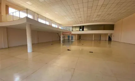 Sala Comercial para alugar em Jardim Brasil de 500.00m² com 4 Garagens