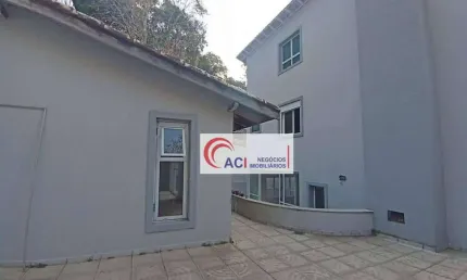 Casa de Condomínio para venda e aluguel em Vila Verde de 255.00m² com 4 Quartos, 1 Suite e 6 Garagens