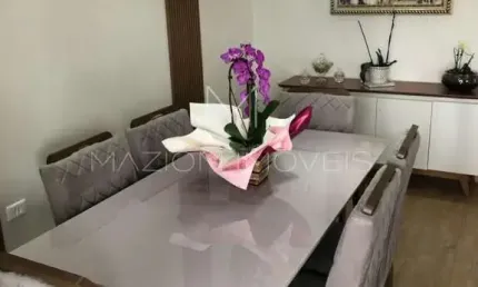 Casa para venda em Parque Cidade Jardim de 272.00m² com 2 Quartos, 1 Suite e 4 Garagens