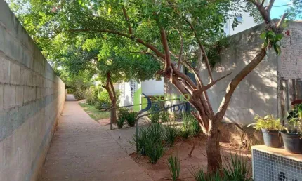Apartamento para venda em Jardim Bassoli de 43.00m² com 2 Quartos e 1 Garagem