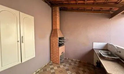 Casa para venda em Nhô Quim de 120.00m² com 3 Quartos, 1 Suite e 4 Garagens
