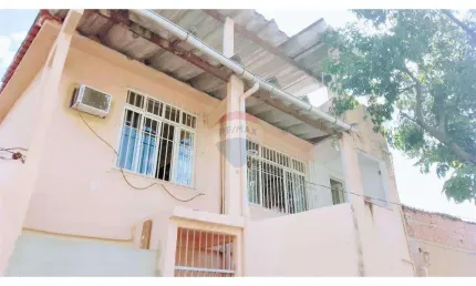 Casa para venda em Madureira de 218.00m² com 2 Quartos e 1 Suite