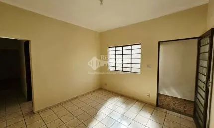 Casa para alugar em Vila Seixas de 72.00m² com 2 Quartos e 1 Garagem