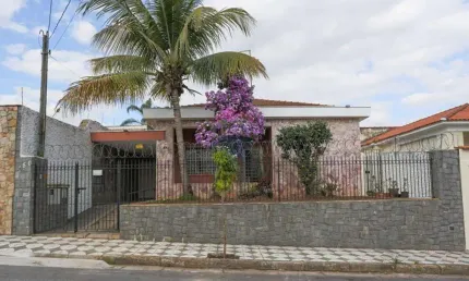 Casa para venda em Jardim Santa Rosália de 247.50m² com 4 Quartos e 6 Garagens