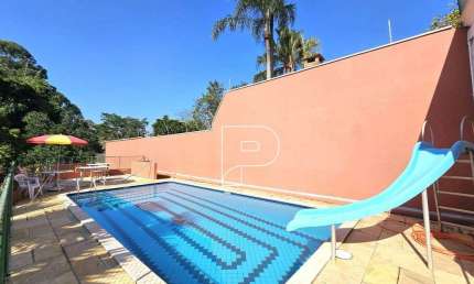 Casa de Condomínio para venda em Parque Primavera de 310.00m² com 3 Quartos, 3 Suites e 7 Garagens