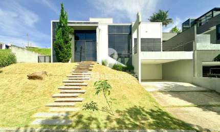 Casa para venda em Loteamento Itatiba Country Club de 202.00m² com 3 Quartos, 3 Suites e 4 Garagens