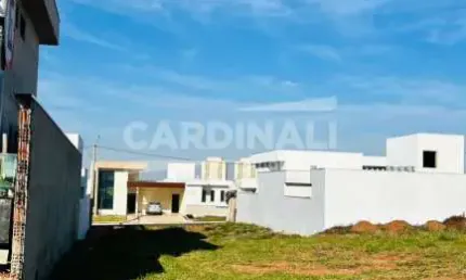 Terreno para venda em Parque Faber Castell Ii de 300.00m²