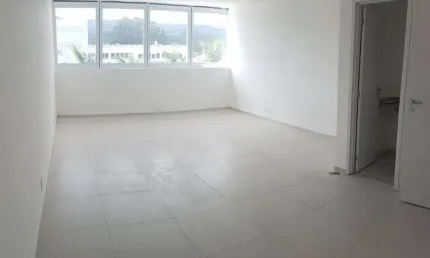 Sala Comercial para venda em Vila Mogilar de 35.00m² com 1 Garagem