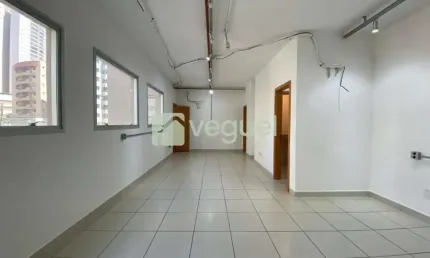 Sala Comercial para alugar em Jardim Botânico de 48.50m² com 1 Garagem