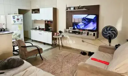 Casa para alugar em Jardim Novo de 125.00m² com 2 Quartos e 1 Garagem