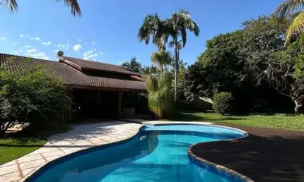 Casa para venda em Jardim Canadá de 473.00m² com 4 Quartos, 4 Suites e 8 Garagens