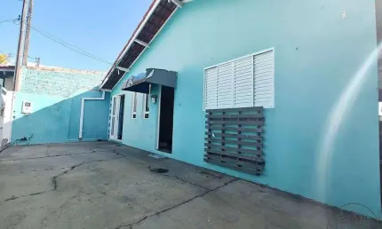 Casa para venda em Jardim Chácara Dos Pinheiros de 107.00m² com 2 Quartos e 2 Garagens