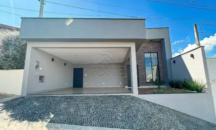 Casa de Condomínio para venda em Jardim São Francisco de 256.00m² com 3 Quartos, 1 Suite e 4 Garagens